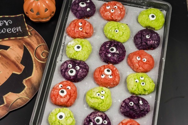 Monster Eye Cookies Recipe. Need a Halloween treat idea? These Monster Eye Cookies are just what you are looking for! These terrific tasting crinkle cookies are easy to make and are perfect for Halloween parties, Monster parties, or an after school snack! These not-so-spooky monster cookies are fun, festive and super cute.