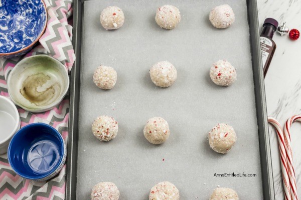 Candy Cane Cookies Recipe. These unique Candy Cane Cookies will make your entire house smell like Christmas! The cool, refreshing taste of peppermint is the perfect holiday flavor. Easy to make, these candy cane cookies are great for cookie exchanges and your holiday cookie platter.