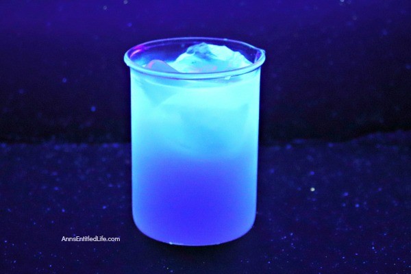 Glow in the Dark Cocktail Recipes. These glow in the dark cocktail recipes are perfect for your next party! Tasty, smooth, and delicious these fun cocktails will have your guests talking. If you are wondering how to make glow in the cocktails, this recipe is for you.