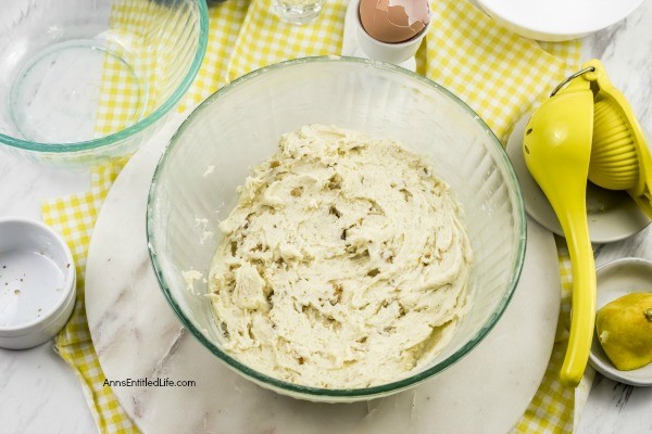 Lemon Snowball Cookie Recipe. The fresh, sweet-tart flavor make these Lemon Snowball Cookies are a change of pace Christmas Cookie. Easy to make, they are a welcome addition to your holiday cookie plate!