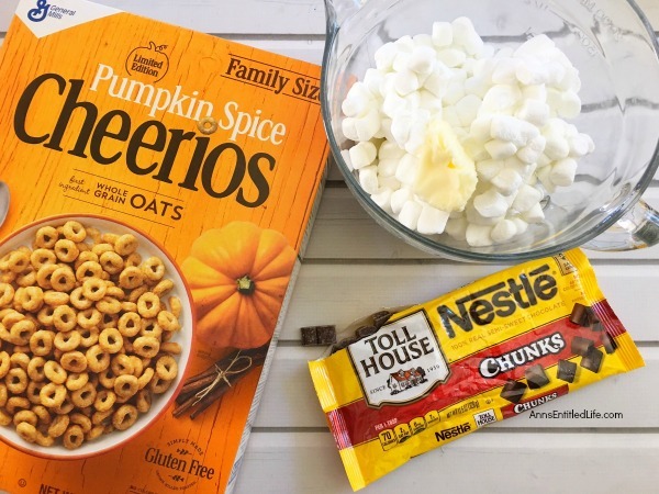 Pumpkin Spice Cheerios Treats Recipe. These delicious treats are great for kids and adults alike. Easy to make, this 4-ingredient pumpkin spice Cheerios recipe is perfect for lunch boxes, dinner time dessert, or a snack-time sweet. Grab a glass of milk or a cup of coffee and have one of these Pumpkin Spice Cheerios Treats tonight.
