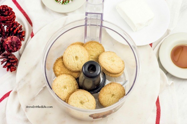 Sugar Cookie Truffles Recipe. These Sugar Cookie Truffles are easy to make, all you need is four ingredients to toss these melt-in-your-morsels together. Served as a snack, dessert, or food gift for any time of the year, the delicious little bites are also great for last minute party platters and confection trays!