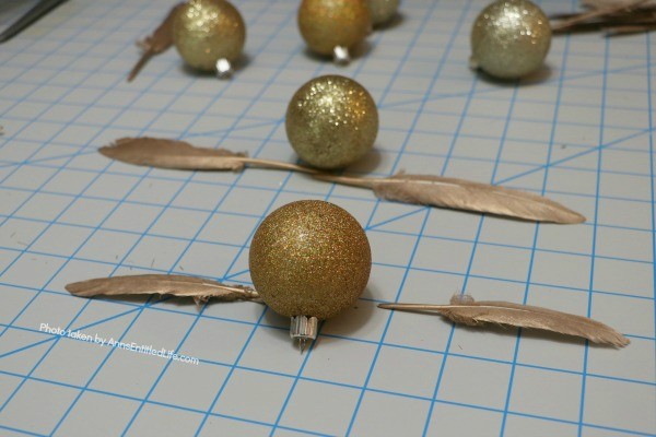 5 Minute Craft: Golden Snitch Ornament. Are you or your children Harry Potter fans? These easy to make golden snitch ornaments come together in under 5 minutes! Perfect for your tree, to give as a gift, or string for holiday decor.