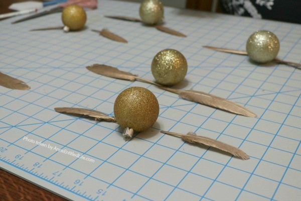 5 Minute Craft: Golden Snitch Ornament. Are you or your children Harry Potter fans? These easy to make golden snitch ornaments come together in under 5 minutes! Perfect for your tree, to give as a gift, or string for holiday decor.