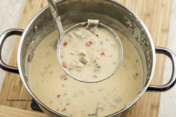 Philly Cheesesteak Soup Recipe. The meaty, cheesy, delicious goodness of a Philly cheesesteak sandwich turned into a mouthwatering creamy comfort-food soup. Your family will be asking for seconds!