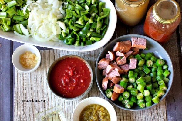 Instant Pot Chicken Gumbo Recipe. This easy to make instant pot chicken gumbo recipe is a flavor explosion on your tongue! Hearty, rich, with a spicy flavor, this combination of chicken, sausage and vegetables is a terrific lunch or dinner your whole family will enjoy!