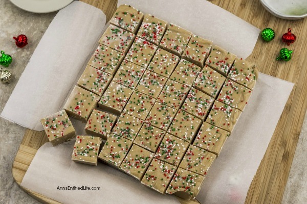 Gingerbread Fudge Recipe. This gingerbread fudge is a delightful break from traditional chocolate fudge. The spicy-sweet flavors come together to make the perfect holiday treat or dessert. This gingerbread fudge recipe works great as a holiday food gift or to fill your holiday platter for a Christmas or New Year party!