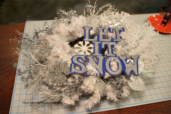 Let It Snow Wreath. This beautiful, blingy let it snow wreath is so easy to make! If you are looking for a fun and simple winter craft project to hang on your front door or over your fireplace mantel, you will want to make this sparkly winter wreath.