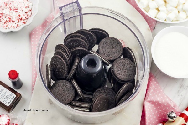 Peppermint Icebox Pie Recipe with Oreo Crust. The holidays are the perfect time to make this fantastic peppermint icebox pie recipe with an Oreo crust. The minty taste of peppermint makes the season come alive! This cool and delicious peppermint pie is perfect for your holiday dessert table.