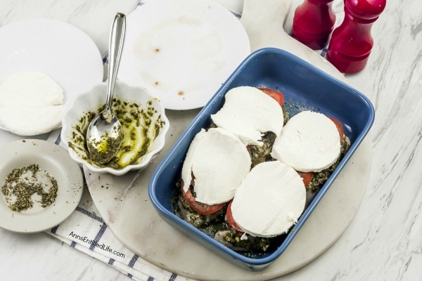 Baked Pesto Caprese Chicken Recipe. This easy-to-make, 5-ingredient, quick prep, baked pesto caprese chicken recipe packs a lot of great taste in a simple recipe. Tender, juicy chicken baked in a pan and smothered with fresh mozzarella... mmmm it's so good! Only you will know how little effort goes into preparing this great tasting chicken dinner.