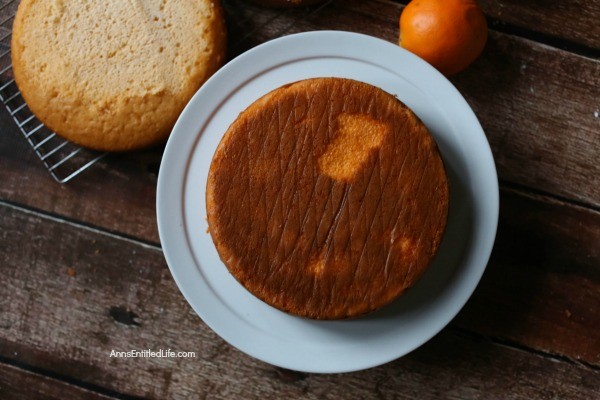 Orange Creamsicle Cake Recipe. This cake recipe brings back fond childhood memories of the amazing taste of an orange creamsicle. This is an easy, terrific way to dress-up a standard cake mix; your guests will never know this orange creamsicle cake was not made from scratch.