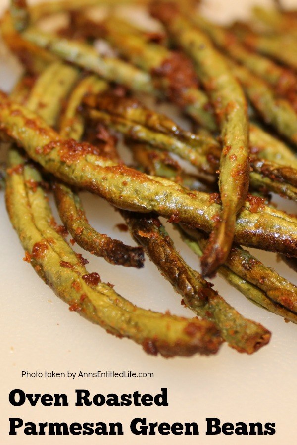 close-up of a bunch of oven-roasted green beans