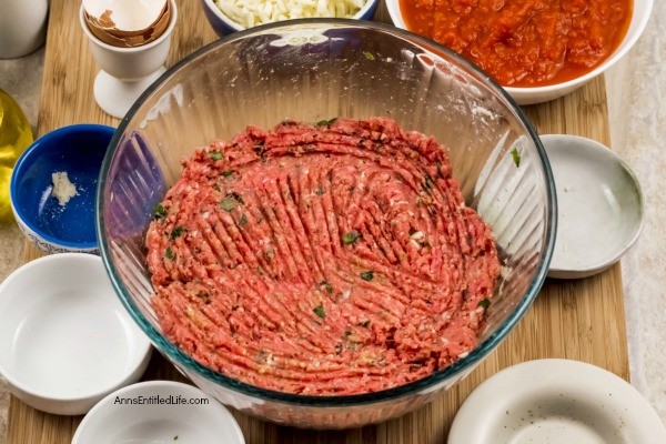 Cheesy Meatball Bake Recipe. This fresh take on the classic cheesy meatball casserole recipe is made in a skillet pan, taking this recipe from stove to oven in one cooking container. Take your ground beef to new heights; make this easy cheesy meatball bake recipe for dinner tonight! Yum!