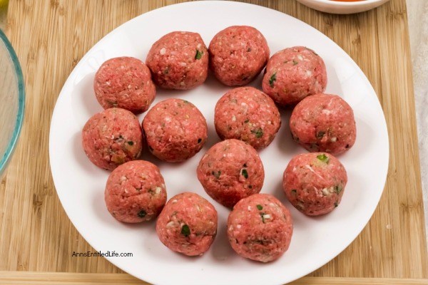 Cheesy Meatball Bake Recipe. This fresh take on the classic cheesy meatball casserole recipe is made in a skillet pan, taking this recipe from stove to oven in one cooking container. Take your ground beef to new heights; make this easy cheesy meatball bake recipe for dinner tonight! Yum!