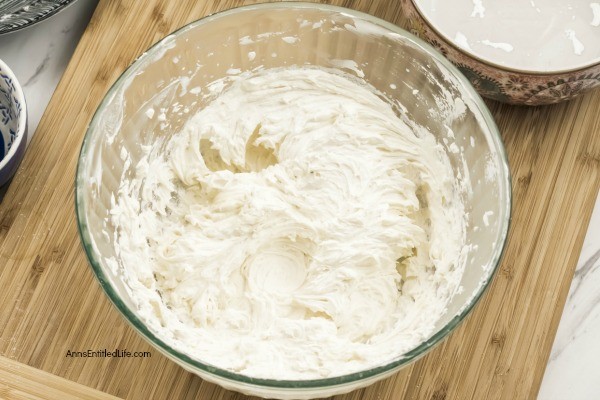 Classic Vanilla Buttercream Frosting Recipe. Classic, versatile, delicious vanilla buttercream frosting! The ideal frosting for cakes, cookies, cupcakes can be colored, sprinkled, piped and decorated to complete your sweet, perfectly.