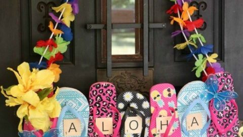 Flip Flops Door Hanger: Dollar Store Craft