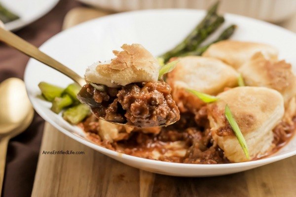 The Best Sloppy Joes Casserole Recipe. If you need an easy ground beef casserole recipe make this sloppy Joe casserole for dinner tonight. Your favorite food as a kid is remade into a terrific sloppy joes casserole recipe that your entire family will love!