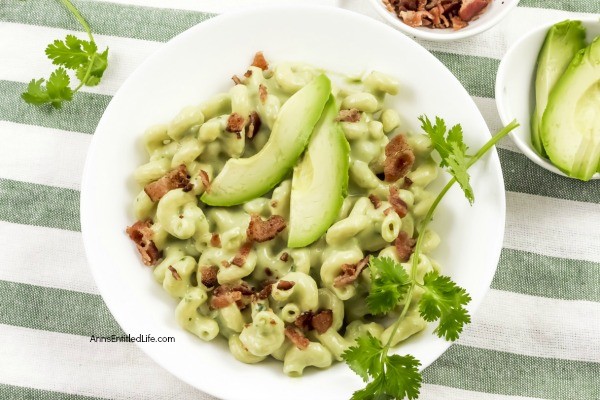 Avocado Mac and Cheese Recipe. The rich, buttery taste of avocado combined with the subtle zest of pepper jack cheese and creamy pasta form a terrific avocado macaroni and cheese recipe. Perfect for lunch or dinner, if you like avocado, you will love this delicious avocado mac and cheese recipe.