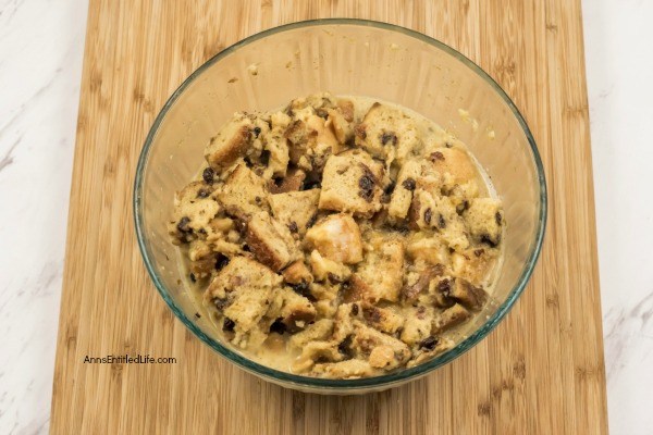 Bread Pudding Recipe. The ultimate leftovers recipe, this easy to make, old fashioned bread pudding recipe uses up leftover donuts, sweetbreads, pastries, and turns them into a fabulous breakfast dish or dessert your whole family will enjoy. The quintessential comfort food, this bread pudding is hearty, filling, and delicious.