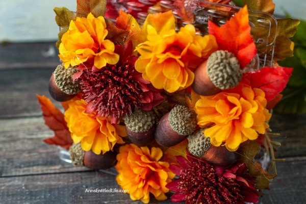 Autumn Leaf Napkin Holder: Dollar Store Craft. If you are looking for a fun, easy to make fall craft to dress up your kitchen counter or table, make this simple fall foliage napkin holder! Filled with acorns, leaves, and fall flowers, you can effortlessly make some autumn decor to make your house part of the fall season.