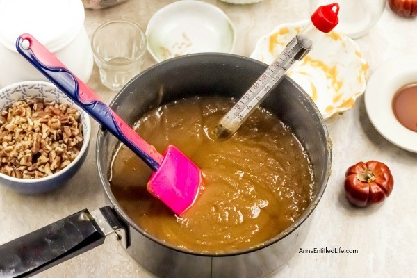 Pumpkin Pie Fudge Recipe. This is a sweet, creamy, delicious fudge that tastes just like pumpkin pie! This easy to make pumpkin pie fudge recipe is contains pecans, marshmallow, and pumpkin puree; everything that makes your homemade pumpkin pie taste great can be found in this terrific fudge recipe.