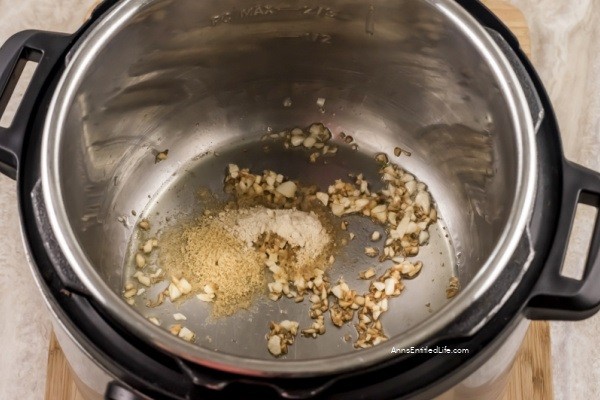 Instant Pot Macaroni and Cheese Recipe. You cannot go wrong with a classic dish like this instant pot macaroni and cheese recipe! Switch up your traditional way of making mac and cheese and forget the boxed version and make it with your Instant Pot instead. Full of gooey cheddar cheese, soft macaroni, and just the right spices, this dish is unforgettably delicious.