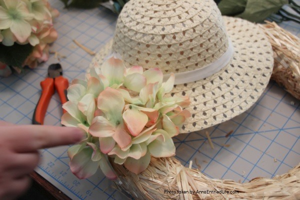 Hydrangea Wreath. A terrific summer or spring wreath, this simple 15-minute craft is perfect for your front door or as home decor on your wall or over your fireplace. Create a beautiful wreath with gorgeous hydrangeas in no time by following these step-by-step instructions. If hydrangeas are one of your favorite flowers, you will love this easy hydrangea wreath.