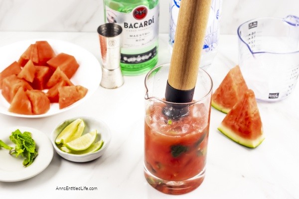 Watermelon Mojito Recipe. This fresh watermelon mojito recipe, with its hints of cool mint, and sour lime is the perfect cocktail to enjoy on a hot day. Made with fresh summer fruits and simple ingredients, you can almost taste the sunshine in every sip.