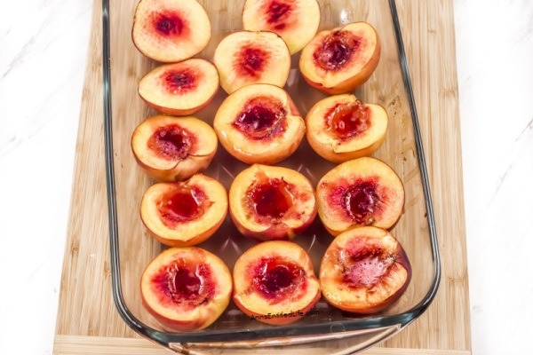 Nectarine Tart Recipe. This beautiful nectarine dessert is a rich, smooth, and delicious fruit dessert that will quickly become a family favorite. If you have an abundance of nectarines, this nectarine tart recipe is a great way to put them to good use.