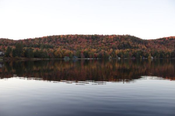 Top 10 Spooky Places to Visit in New York State. New York State boasts a number of sites with haunted places and scary locations. From Indian gravesite ghosts to early colonial spirits, some stories are of mere hauntings, while other specter sightings are much more elaborate. Here are just a few spooky places in New York State that you might consider visiting.