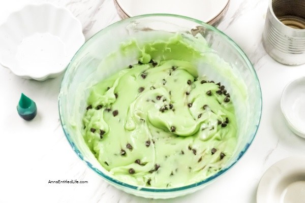 Mint Chocolate Chip Fudge Recipe. The combination of rich chocolate and mint makes for a beautiful, fresh, and fabulous mint chocolate chip fudge recipe everyone will enjoy. Whether making this for the holidays, for gifts, or as an indulgent special treat, your friends and family will love this mint chocolate fudge.