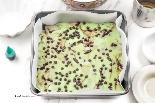 Mint Chocolate Chip Fudge Recipe. The combination of rich chocolate and mint makes for a beautiful, fresh, and fabulous mint chocolate chip fudge recipe everyone will enjoy. Whether making this for the holidays, for gifts, or as an indulgent special treat, your friends and family will love this mint chocolate fudge.