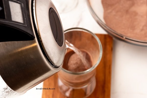 Instant Sugar Free Hot Cocoa Mix Recipe. This homemade hot cocoa mix is inexpensive, easy to make, and tastes delicious. If you love hot cocoa and would like to make your own hot cocoa recipe give this instant sugar-free hot cocoa mix recipe a try.