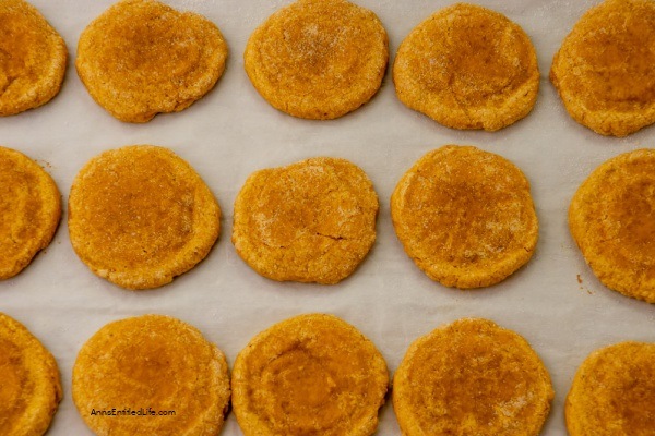 Pumpkin Sugar Cookies Recipe.These pumpkin sugar cookies are soft and chewy and packed with pumpkin flavor. Great for lunch boxes, dessert, Halloween parties, and your Thanksgiving table, these easy-to-make cookies are the perfect fall cookie!