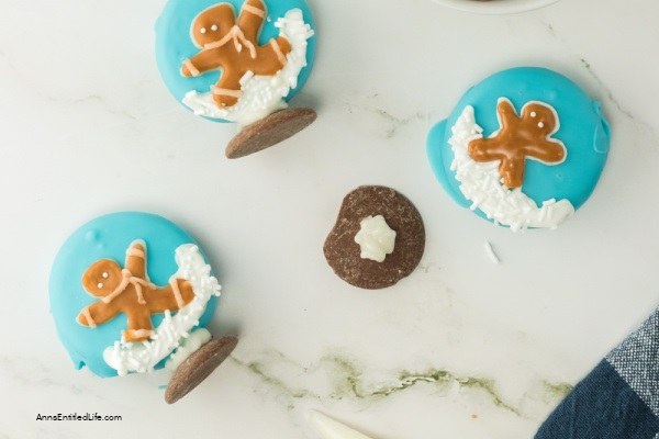 Easy Snow Globe Cookies Recipe. These easy-to-make snow globe cookies are simply adorable. No muss, no fuss, these no-bake cookies are the perfect addition to your holiday Christmas tray.