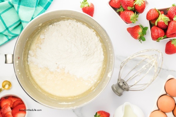 Homemade Strawberry Cake Recipe. With this delicious homemade strawberry cake recipe, you can enjoy the sweet and tart taste of fresh strawberries in a soft and fluffy cake. Whether you are whipping up a special treat for your family or hosting a summer party, this strawberry cake is sure to impress your guests. Follow along with this recipe guide to make this simple yet delicious dessert.