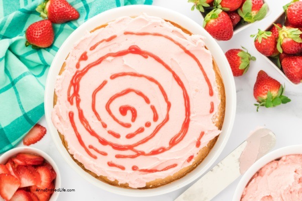 Homemade Strawberry Cake Recipe. With this delicious homemade strawberry cake recipe, you can enjoy the sweet and tart taste of fresh strawberries in a soft and fluffy cake. Whether you are whipping up a special treat for your family or hosting a summer party, this strawberry cake is sure to impress your guests. Follow along with this recipe guide to make this simple yet delicious dessert.