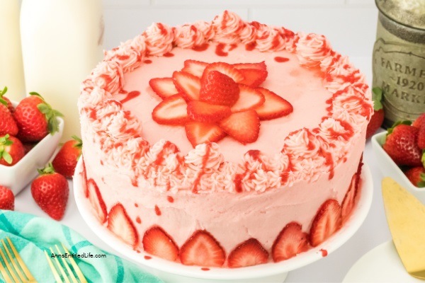 Homemade Strawberry Cake Recipe. With this delicious homemade strawberry cake recipe, you can enjoy the sweet and tart taste of fresh strawberries in a soft and fluffy cake. Whether you are whipping up a special treat for your family or hosting a summer party, this strawberry cake is sure to impress your guests. Follow along with this recipe guide to make this simple yet delicious dessert.