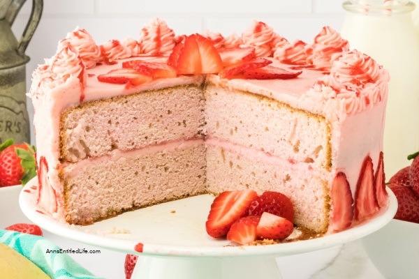 Homemade Strawberry Cake Recipe. With this delicious homemade strawberry cake recipe, you can enjoy the sweet and tart taste of fresh strawberries in a soft and fluffy cake. Whether you are whipping up a special treat for your family or hosting a summer party, this strawberry cake is sure to impress your guests. Follow along with this recipe guide to make this simple yet delicious dessert.