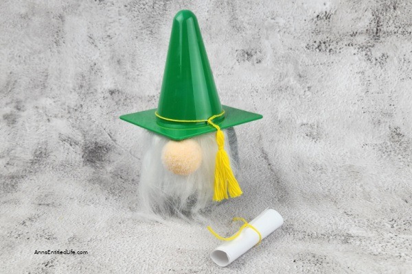 How to Make a Graduation Gnome. Graduation is a time to celebrate and honor your accomplishments. Make it even more special with a DIY graduation gnome. With just a few materials, you can create an adorable and unique gnome that will be a great way to help commemorate your graduation day. Suitable for tabletop decor, make as many of these cute little graduation gnomes as you like - they are fun and easy to make!