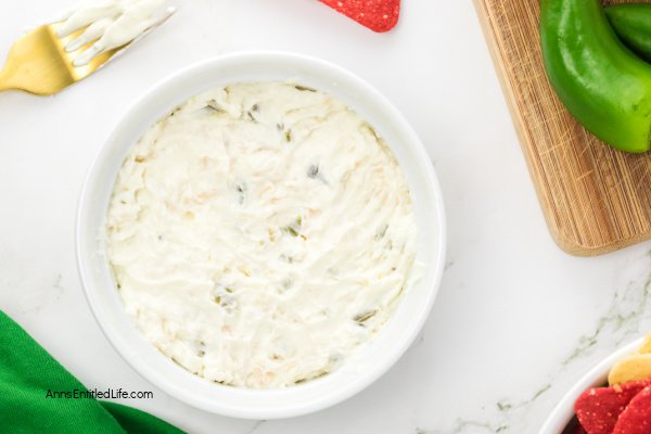 Jalapeño Popper Dip Recipe | Best and Easy. Discover an easy and delicious jalapeño popper dip recipe to spice up your parties and gatherings. Enjoy the creamy and tangy flavors with a fiery kick. Perfect for any occasion!