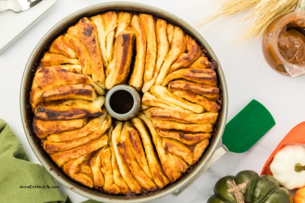 Pull-Apart Apple Butter Bread Recipe. Experience the heavenly delight of pull-apart apple butter bread. Learn to bake this irresistible treat with step-by-step instructions. Perfect for any occasion.