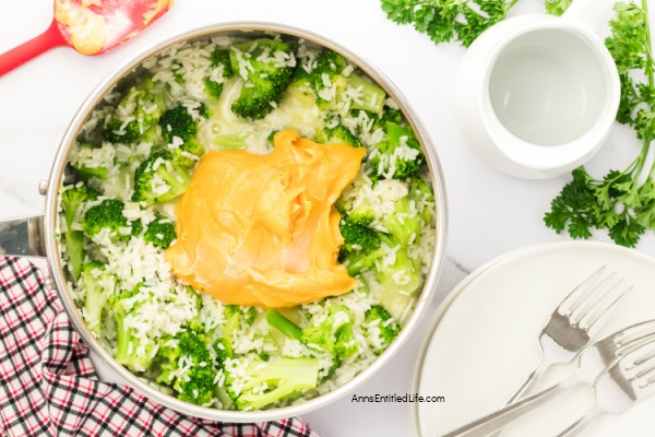 Easy Broccoli and Cheese Rice Casserole Recipe. Discover a simple broccoli and cheese rice casserole recipe that is perfect for family dinners. Creamy, cheesy, and oh-so-tasty!