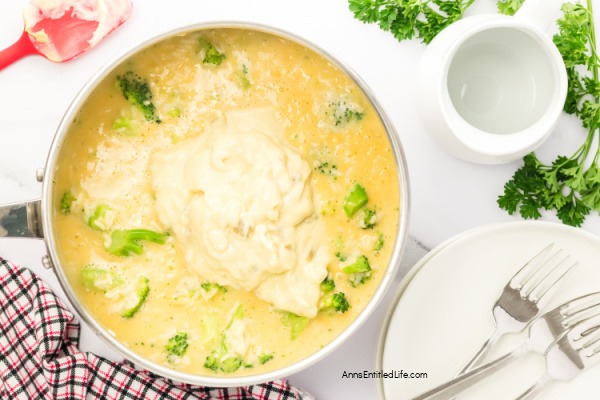 Easy Broccoli and Cheese Rice Casserole Recipe. Discover a simple broccoli and cheese rice casserole recipe that is perfect for family dinners. Creamy, cheesy, and oh-so-tasty!