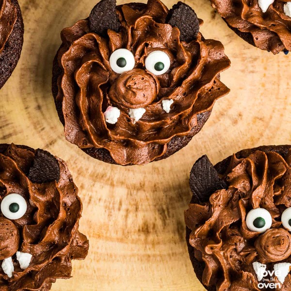 35 Halloween Cupcake Recipes | Easy and Spooky Ideas. Discover 35 creative Halloween cupcake recipes for a frightfully delicious treat. From ghoulish to adorable, find the perfect treat for your spooky gathering. Get inspired with easy and spooky baking ideas.