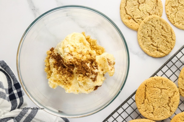 Easy Soft Gingerbread Cookies: Best Recipe. Discover the best soft gingerbread cookie recipe - a simple and delightful treat that brings holiday joy with every bite.