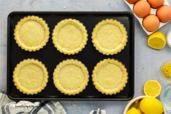 Easy Lemon Meringue Pie Cookies Recipe. These lemon meringue pie cookies are perfect for those who love lemon. They are crisp, melt-in-your-mouth shortbread cookies topped with tart and smooth lemon curd and a light and airy meringue. These cookies are packed with lemon flavor.