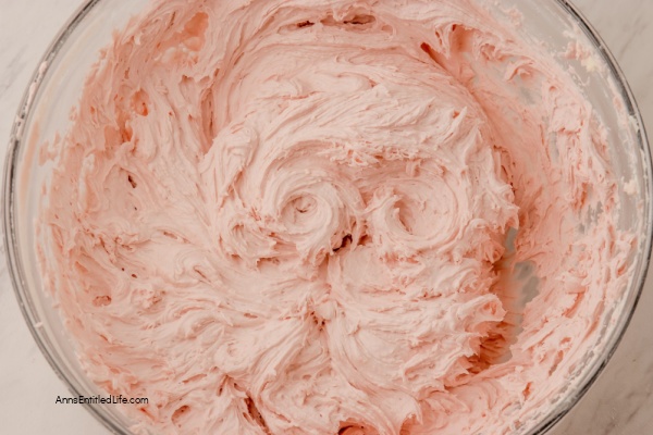 Homemade Raspberry Lemonade Cupcakes Recipe. This raspberry lemonade cupcake recipe is the epitome of a summertime cupcake flavor; it tastes exactly like your favorite summer beverage! Moist lemon cupcakes and raspberry buttercream frosting are the perfect summer sweet-tart flavor.