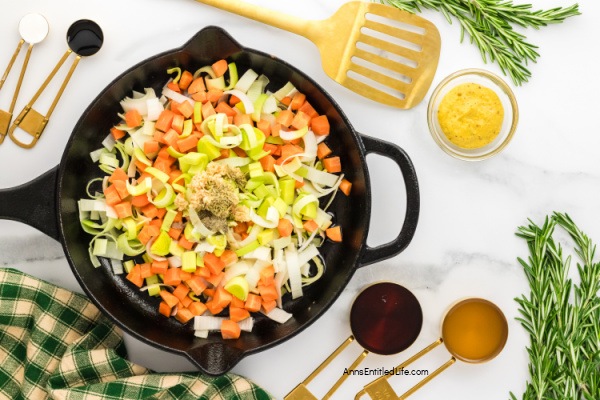 Maple and Mustard Pork Tenderloin Recipe. Discover a delicious maple and mustard pork tenderloin dinner recipe. This flavorful dish is easy to prepare and sure to impress your family and guests.