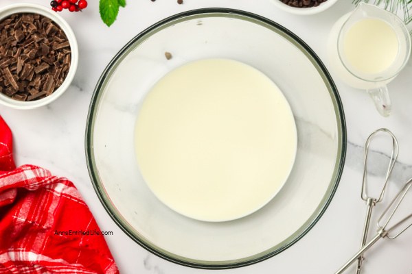 No-Bake Chocolate Mint Cheesecake Recipe | Easy & Delicious. Try this easy no-bake chocolate mint cheesecake recipe! Creamy, rich, and refreshing with a perfect blend of chocolate and mint. Ideal for any occasion. Make it today!